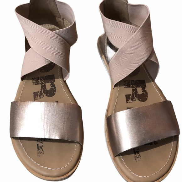 sorel rose gold sandals